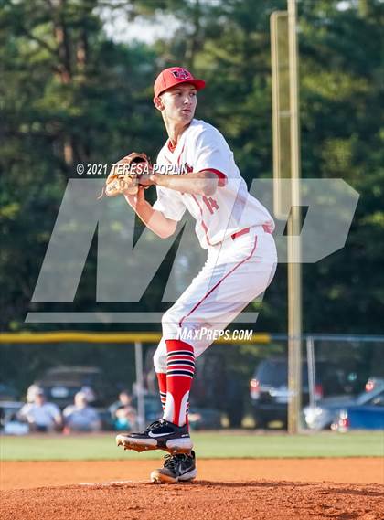 Thumbnail 2 in Hillcrest vs. Dorman (SCHSL 5A Upper-State) photogallery.
