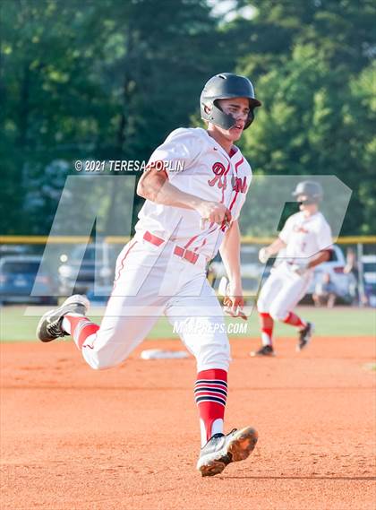 Thumbnail 2 in Hillcrest vs. Dorman (SCHSL 5A Upper-State) photogallery.
