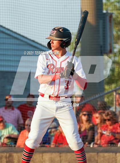 Thumbnail 2 in Hillcrest vs. Dorman (SCHSL 5A Upper-State) photogallery.