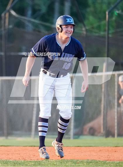 Thumbnail 2 in Hillcrest vs. Dorman (SCHSL 5A Upper-State) photogallery.