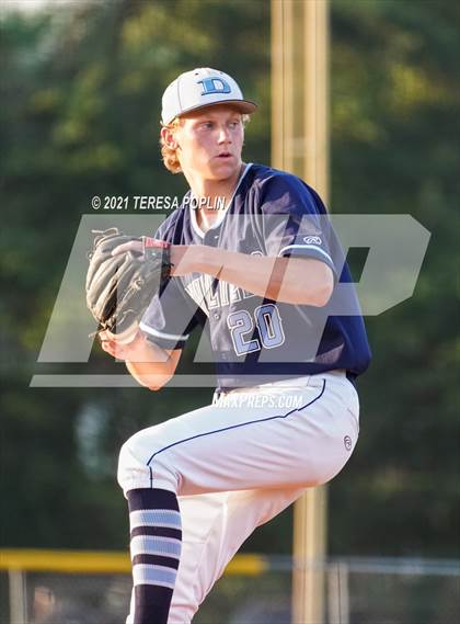 Thumbnail 2 in Hillcrest vs. Dorman (SCHSL 5A Upper-State) photogallery.