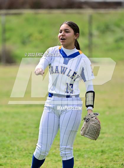 Thumbnail 2 in Brawley vs. Carlsbad (Cougar Classic) photogallery.