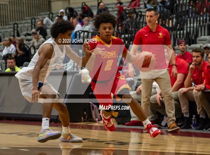 Thumbnail 2 in Bergen Catholic vs Hudson Catholic (Dennis Gregory Memorial Classic) photogallery.