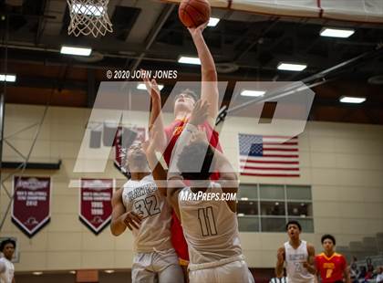 Thumbnail 2 in Bergen Catholic vs Hudson Catholic (Dennis Gregory Memorial Classic) photogallery.