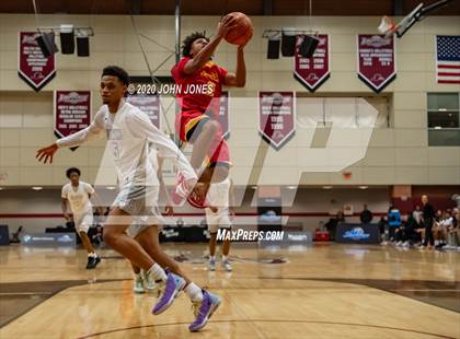 Thumbnail 3 in Bergen Catholic vs Hudson Catholic (Dennis Gregory Memorial Classic) photogallery.