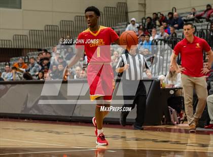 Thumbnail 2 in Bergen Catholic vs Hudson Catholic (Dennis Gregory Memorial Classic) photogallery.