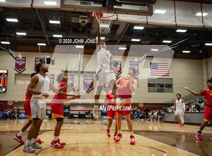 Thumbnail 2 in Bergen Catholic vs Hudson Catholic (Dennis Gregory Memorial Classic) photogallery.