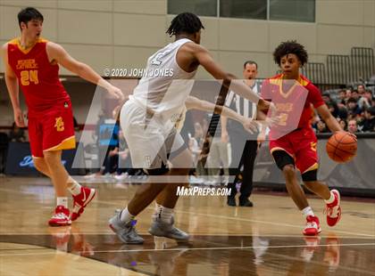 Thumbnail 1 in Bergen Catholic vs Hudson Catholic (Dennis Gregory Memorial Classic) photogallery.