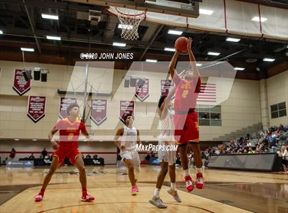 Thumbnail 2 in Bergen Catholic vs Hudson Catholic (Dennis Gregory Memorial Classic) photogallery.