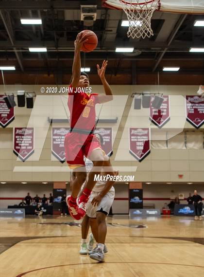 Thumbnail 1 in Bergen Catholic vs Hudson Catholic (Dennis Gregory Memorial Classic) photogallery.