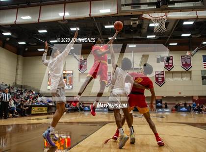 Thumbnail 3 in Bergen Catholic vs Hudson Catholic (Dennis Gregory Memorial Classic) photogallery.