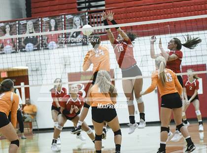 Thumbnail 3 in Sullivan Central @ Daniel Boone photogallery.