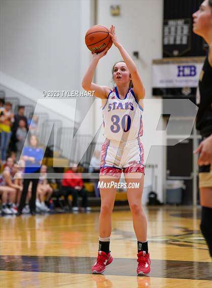 Thumbnail 3 in Lebanon vs. Western Boone (IHSAA 3A Sectional First Round) photogallery.