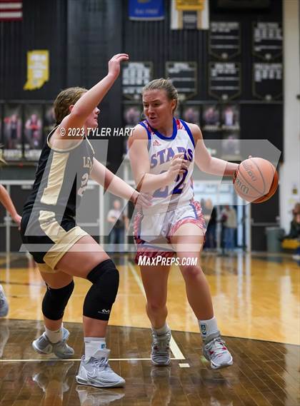 Thumbnail 2 in Lebanon vs. Western Boone (IHSAA 3A Sectional First Round) photogallery.