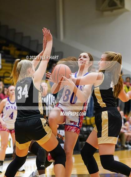 Thumbnail 3 in Lebanon vs. Western Boone (IHSAA 3A Sectional First Round) photogallery.