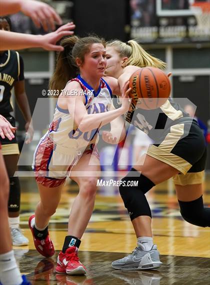 Thumbnail 2 in Lebanon vs. Western Boone (IHSAA 3A Sectional First Round) photogallery.