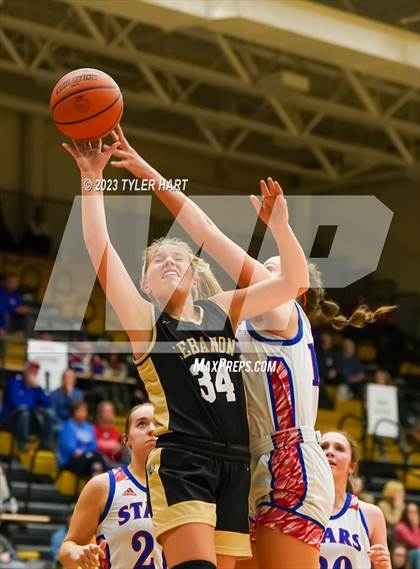 Thumbnail 3 in Lebanon vs. Western Boone (IHSAA 3A Sectional First Round) photogallery.