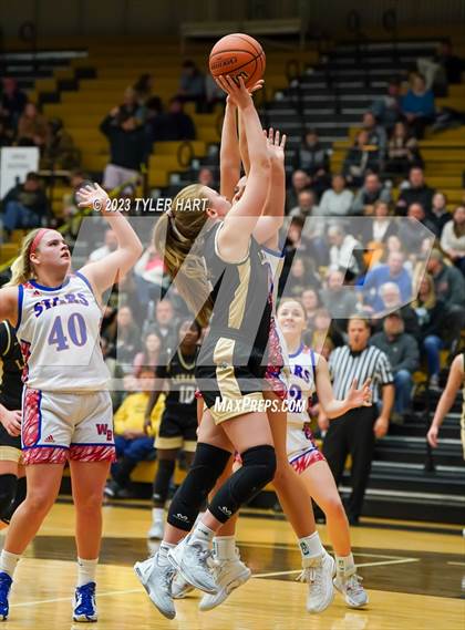 Thumbnail 1 in Lebanon vs. Western Boone (IHSAA 3A Sectional First Round) photogallery.