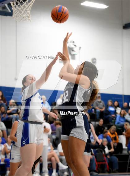 Thumbnail 3 in Soddy Daisy @ Sale Creek photogallery.