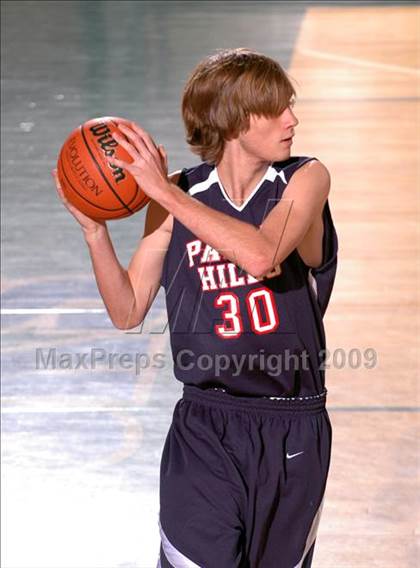 Thumbnail 2 in Pacific Hills vs. Reseda (MaxPreps Holiday Classic) photogallery.