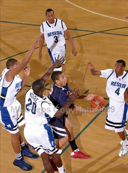 Thumbnail 1 in Pacific Hills vs. Reseda (MaxPreps Holiday Classic) photogallery.
