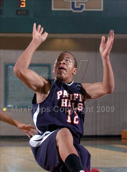 Thumbnail 2 in Pacific Hills vs. Reseda (MaxPreps Holiday Classic) photogallery.