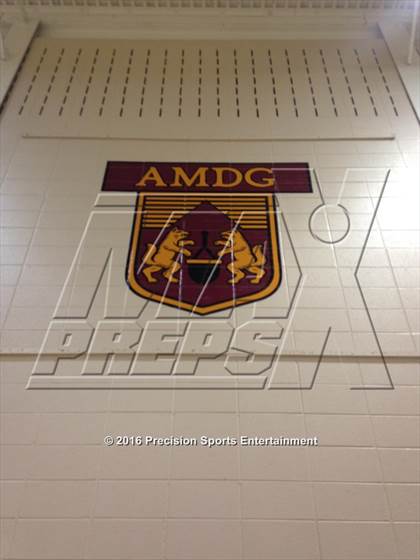 Thumbnail 3 in Loyola Academy TOC Ceremony photogallery.