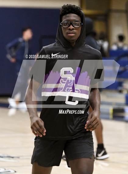 Thumbnail 2 in Sacramento vs. Miramonte (MLK Showcase) photogallery.