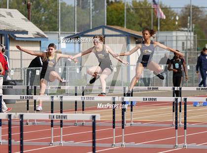 Thumbnail 3 in Herd Roundup @ Elk Grove photogallery.