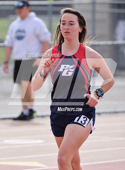 Thumbnail 1 in Herd Roundup @ Elk Grove photogallery.