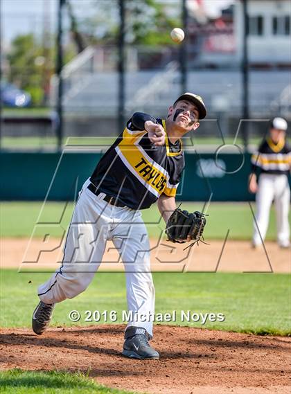 Thumbnail 3 in Taylor @ Reading (OHSAA Division 2 Sectional Playoff) photogallery.