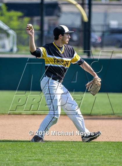 Thumbnail 3 in Taylor @ Reading (OHSAA Division 2 Sectional Playoff) photogallery.
