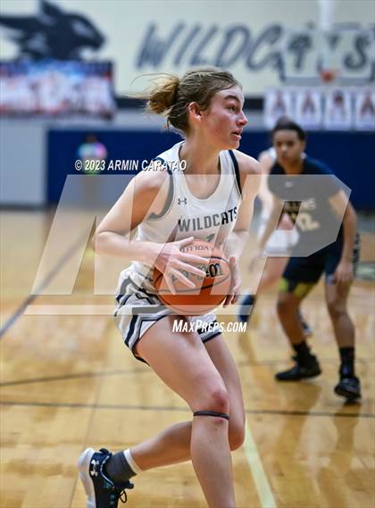 Thumbnail 3 in Klein Collins @ Tomball Memorial photogallery.