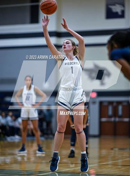 Thumbnail 2 in Klein Collins @ Tomball Memorial photogallery.