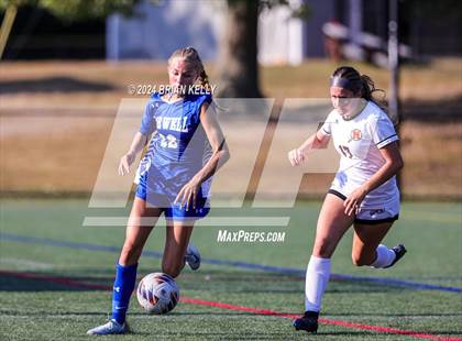 Thumbnail 3 in Middleborough @ Norwell photogallery.