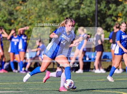 Thumbnail 1 in Middleborough @ Norwell photogallery.