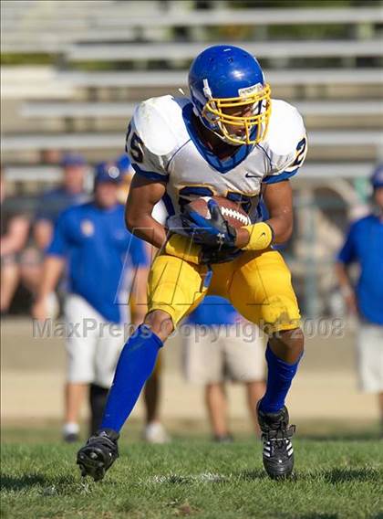 Thumbnail 1 in Mira Loma vs. Del Campo  photogallery.