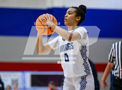 Thumbnail 1 in Pleasant Valley vs Oak Ridge (Folsom-Vista Winter Classic) photogallery.