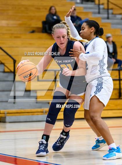 Thumbnail 3 in Pleasant Valley vs Oak Ridge (Folsom-Vista Winter Classic) photogallery.