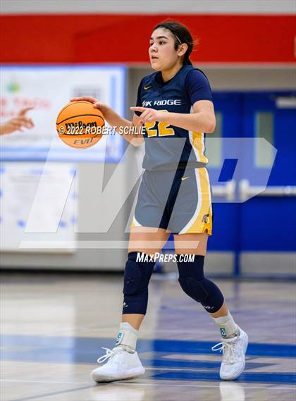 Thumbnail 1 in Pleasant Valley vs Oak Ridge (Folsom-Vista Winter Classic) photogallery.