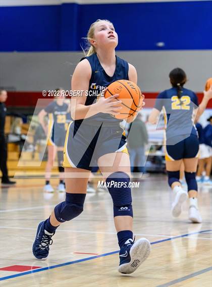 Thumbnail 1 in Pleasant Valley vs Oak Ridge (Folsom-Vista Winter Classic) photogallery.