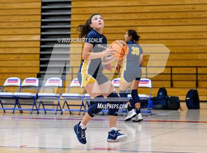 Thumbnail 1 in Pleasant Valley vs Oak Ridge (Folsom-Vista Winter Classic) photogallery.
