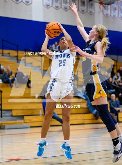 Thumbnail 1 in Pleasant Valley vs Oak Ridge (Folsom-Vista Winter Classic) photogallery.