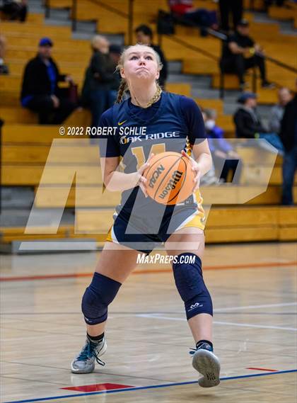 Thumbnail 1 in Pleasant Valley vs Oak Ridge (Folsom-Vista Winter Classic) photogallery.