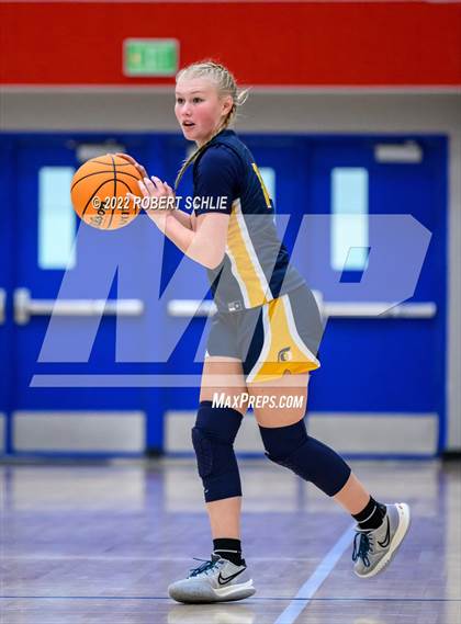 Thumbnail 1 in Pleasant Valley vs Oak Ridge (Folsom-Vista Winter Classic) photogallery.