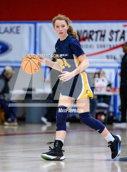 Thumbnail 3 in Pleasant Valley vs Oak Ridge (Folsom-Vista Winter Classic) photogallery.