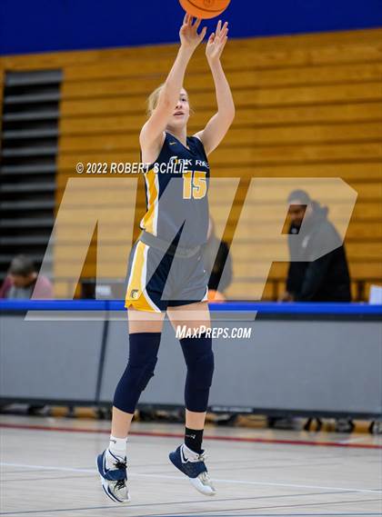 Thumbnail 1 in Pleasant Valley vs Oak Ridge (Folsom-Vista Winter Classic) photogallery.