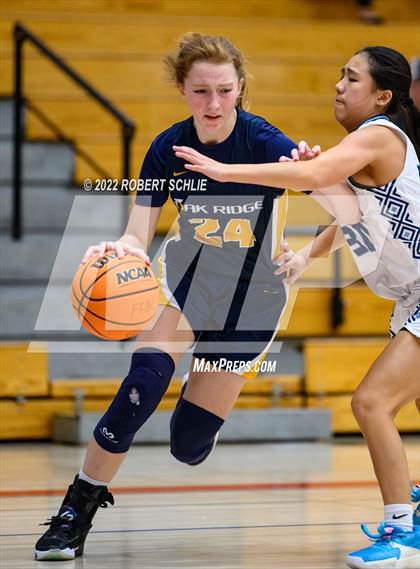 Thumbnail 3 in Pleasant Valley vs Oak Ridge (Folsom-Vista Winter Classic) photogallery.