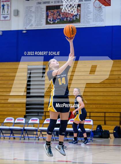 Thumbnail 1 in Pleasant Valley vs Oak Ridge (Folsom-Vista Winter Classic) photogallery.