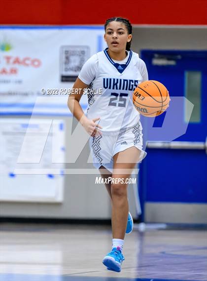 Thumbnail 1 in Pleasant Valley vs Oak Ridge (Folsom-Vista Winter Classic) photogallery.